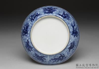 图片[3]-Dish with sea creatures in underglaze blue, Ming dynasty (1368-1644)-China Archive